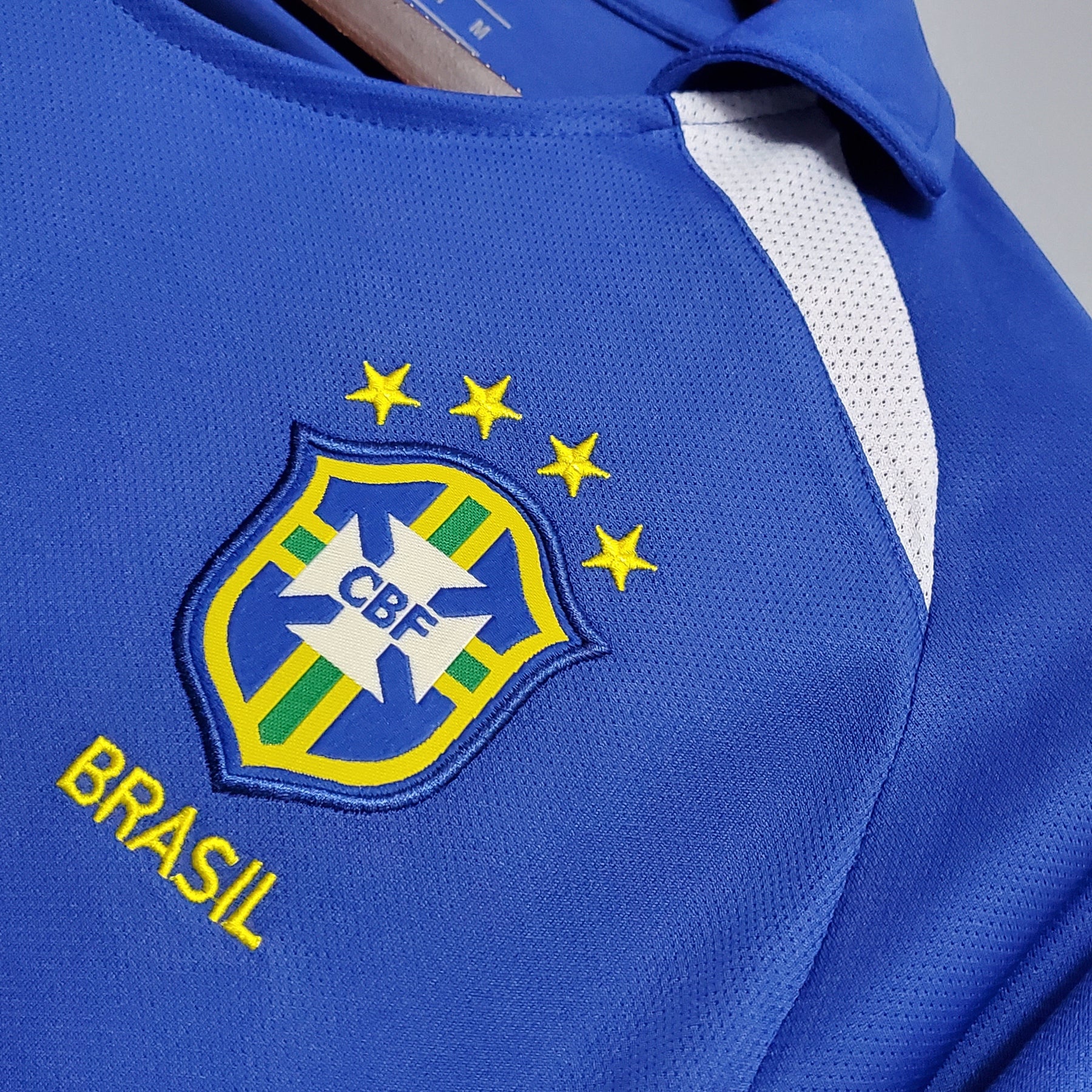Camisa Seleção Brasileira Away 2002 - Nike Retrô Masculina - Azul/Branca