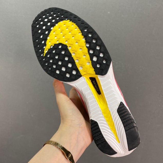 Tênis Nike Air Zoom X Vaporfly Next%3 White Pink