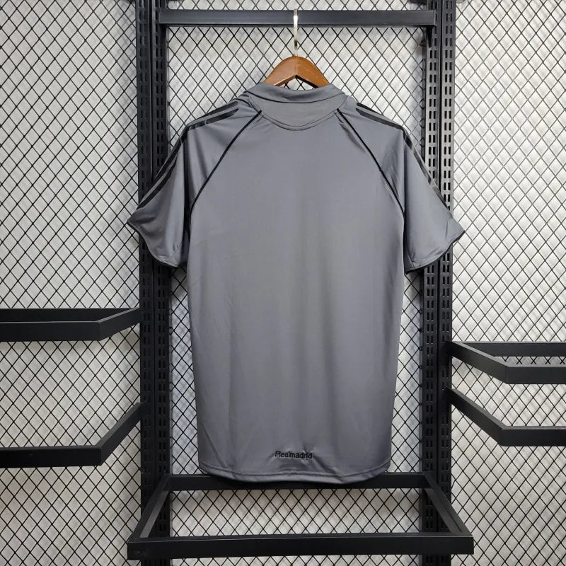 Camisa Real Madrid Away 2005/06 - Adidas Retrô Masculina - Cinza/Preta