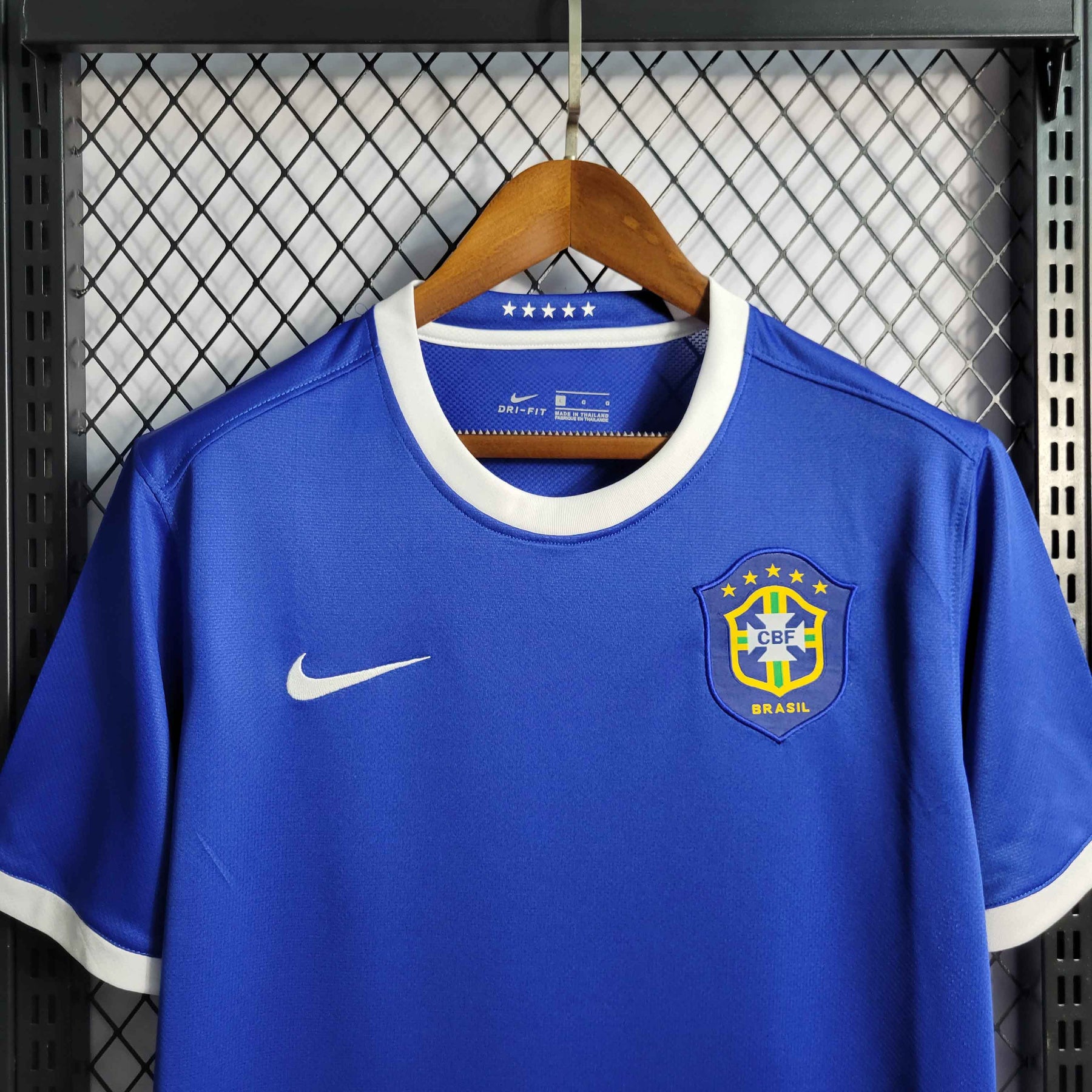 Camisa Seleção Brasil Away 2006/07 - Nike Retrô Masculina - Azul/Branca